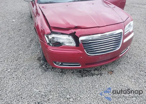 2013 Chrysler 300 Motown из США, поврежденный, VIN 2C3CCAAG1DH735873